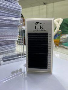 Tiềm năng của gia công xuất khẩu lông mi giả tại Việt Nam